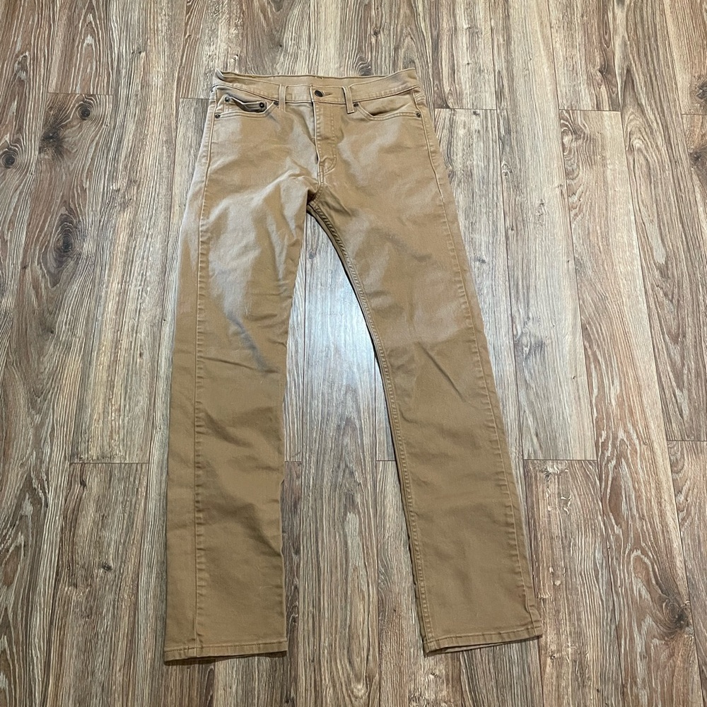 Men’s Tan 513 Levi Jeans